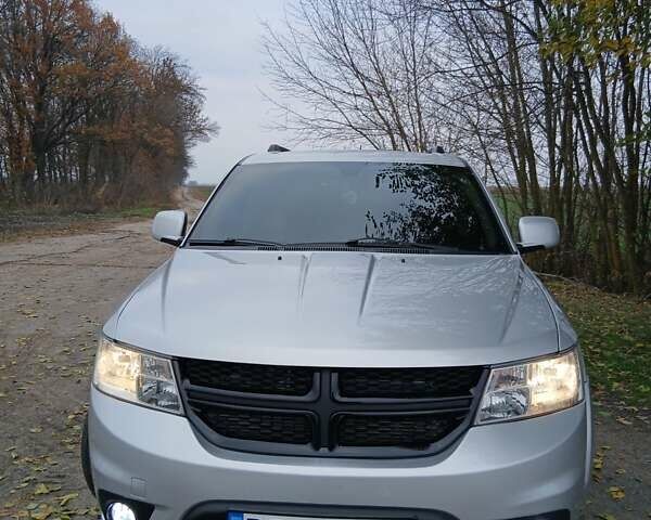 Серый Фиат Фримонт, объемом двигателя 1.96 л и пробегом 61 тыс. км за 17000 $, фото 7 на Automoto.ua