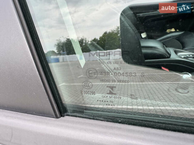 Сірий Фіат Фрімонт, об'ємом двигуна 2 л та пробігом 158 тис. км за 16928 $, фото 56 на Automoto.ua