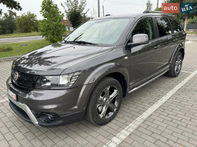 Сірий Фіат Фрімонт, об'ємом двигуна 2 л та пробігом 158 тис. км за 16928 $, фото 9 на Automoto.ua