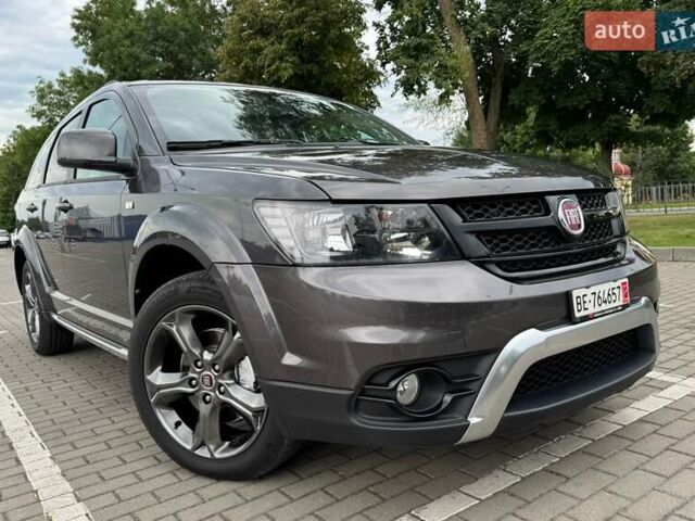 Сірий Фіат Фрімонт, об'ємом двигуна 2 л та пробігом 158 тис. км за 16928 $, фото 1 на Automoto.ua