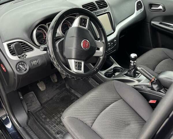 Синий Фиат Фримонт, объемом двигателя 2 л и пробегом 211 тыс. км за 11450 $, фото 5 на Automoto.ua