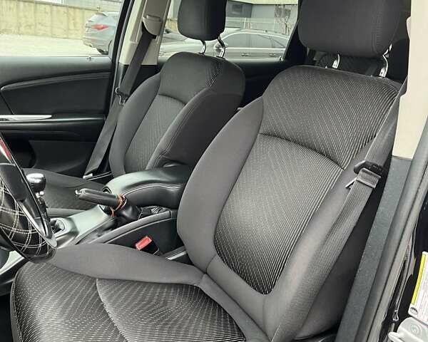 Синий Фиат Фримонт, объемом двигателя 2 л и пробегом 211 тыс. км за 11450 $, фото 7 на Automoto.ua