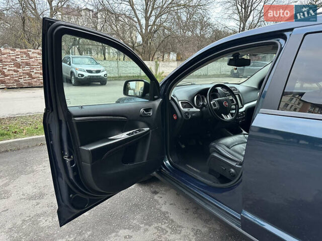 Синий Фиат Фримонт, объемом двигателя 2 л и пробегом 238 тыс. км за 12699 $, фото 11 на Automoto.ua