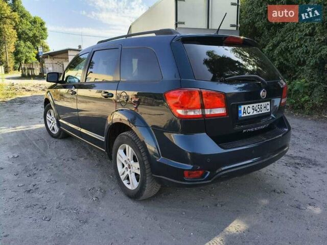 Синий Фиат Фримонт, объемом двигателя 1.96 л и пробегом 200 тыс. км за 12200 $, фото 4 на Automoto.ua