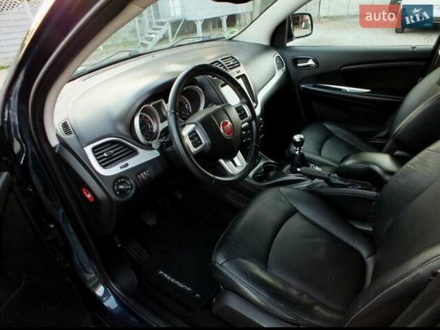 Синий Фиат Фримонт, объемом двигателя 1.96 л и пробегом 196 тыс. км за 11500 $, фото 8 на Automoto.ua