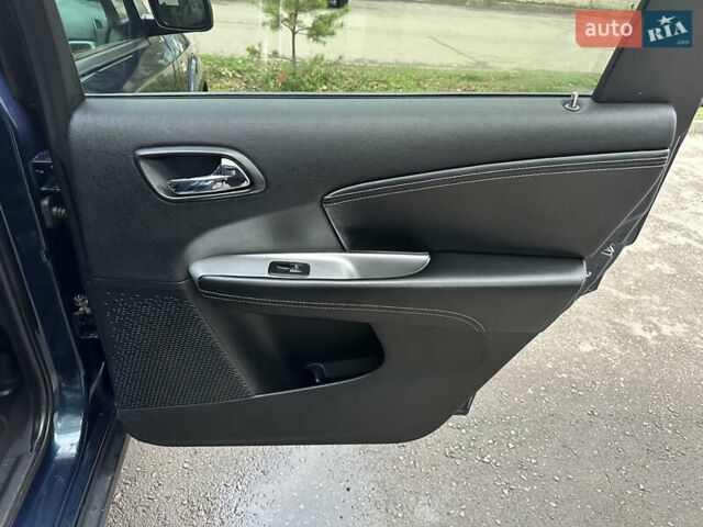 Синий Фиат Фримонт, объемом двигателя 2 л и пробегом 238 тыс. км за 12699 $, фото 32 на Automoto.ua