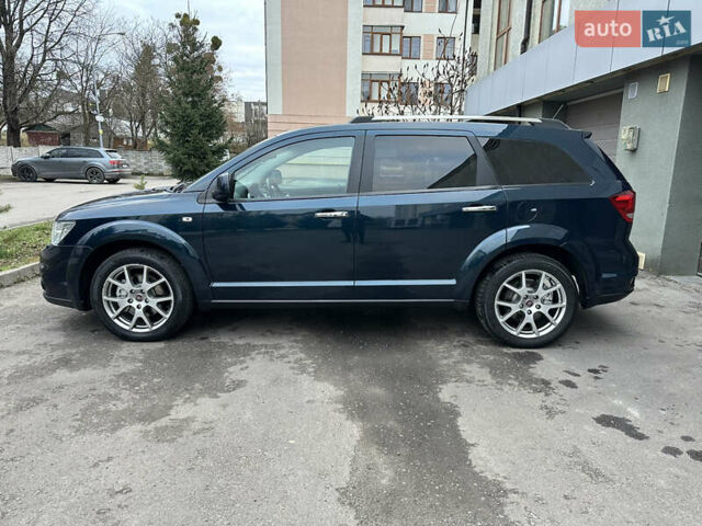 Синий Фиат Фримонт, объемом двигателя 2 л и пробегом 238 тыс. км за 12699 $, фото 1 на Automoto.ua