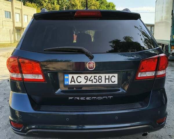 Синий Фиат Фримонт, объемом двигателя 1.96 л и пробегом 196 тыс. км за 11500 $, фото 3 на Automoto.ua