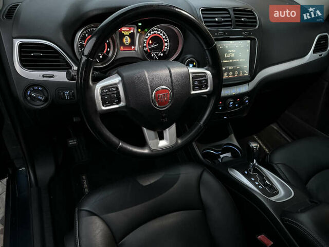 Синий Фиат Фримонт, объемом двигателя 2 л и пробегом 204 тыс. км за 12400 $, фото 1 на Automoto.ua