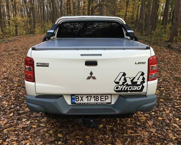 Фіат Fullback, об'ємом двигуна 2.44 л та пробігом 158 тис. км за 21000 $, фото 34 на Automoto.ua