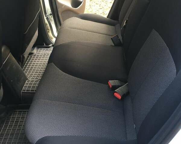 Фіат Fullback, об'ємом двигуна 2.44 л та пробігом 158 тис. км за 21000 $, фото 27 на Automoto.ua