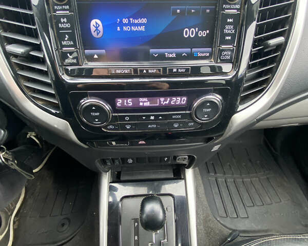 Серый Фиат Fullback, объемом двигателя 2.44 л и пробегом 158 тыс. км за 22500 $, фото 24 на Automoto.ua