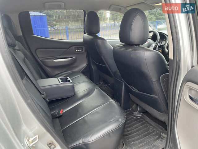 Серый Фиат Fullback, объемом двигателя 2.44 л и пробегом 158 тыс. км за 22500 $, фото 31 на Automoto.ua