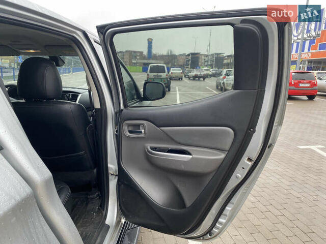 Серый Фиат Fullback, объемом двигателя 2.44 л и пробегом 158 тыс. км за 22500 $, фото 32 на Automoto.ua