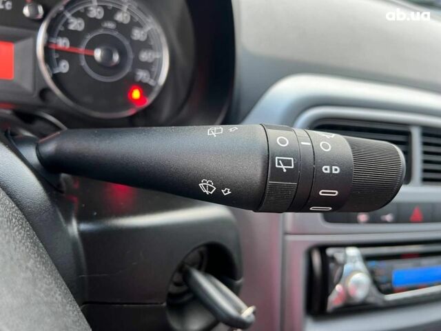 Білий Фіат Гранде Пунто, об'ємом двигуна 1.4 л та пробігом 76 тис. км за 6890 $, фото 23 на Automoto.ua