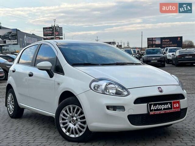 Білий Фіат Гранде Пунто, об'ємом двигуна 1.4 л та пробігом 76 тис. км за 6890 $, фото 10 на Automoto.ua