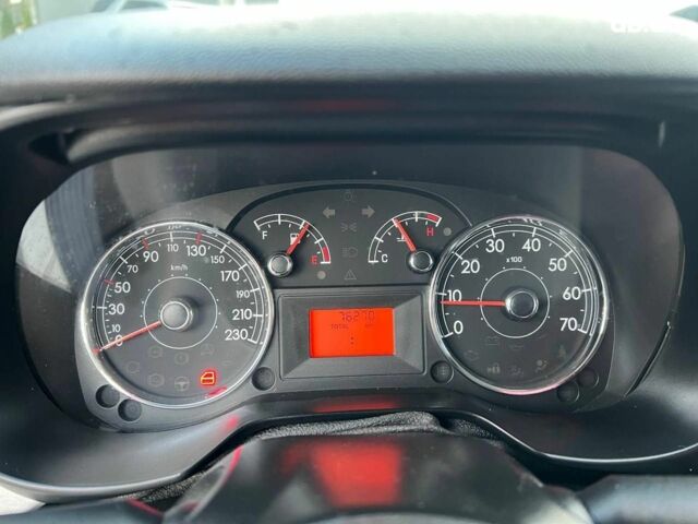 Білий Фіат Гранде Пунто, об'ємом двигуна 1.4 л та пробігом 76 тис. км за 6890 $, фото 21 на Automoto.ua