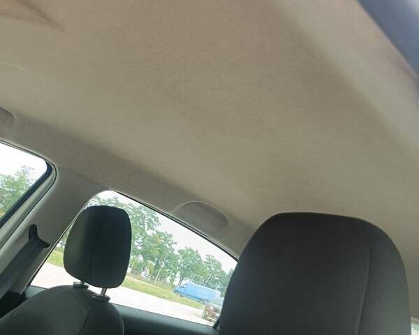 Белый Фиат Гранде Пунто, объемом двигателя 1.25 л и пробегом 262 тыс. км за 4700 $, фото 21 на Automoto.ua