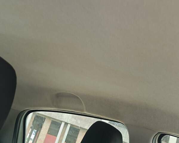 Белый Фиат Гранде Пунто, объемом двигателя 1.25 л и пробегом 262 тыс. км за 4700 $, фото 25 на Automoto.ua