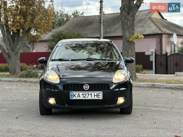 Фиат Гранде Пунто 2008 в Первомайском на Automoto.ua Черный Фиат Гранде Пунто, объемом двигателя 1.4 л и пробегом 156 тыс. км за 5000 $, фото 1 на Automoto.ua