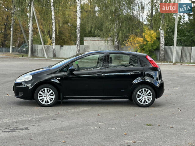 Фиат Гранде Пунто 2008 в Первомайском на Automoto.ua Черный Фиат Гранде Пунто, объемом двигателя 1.4 л и пробегом 156 тыс. км за 5000 $, фото 12 на Automoto.ua