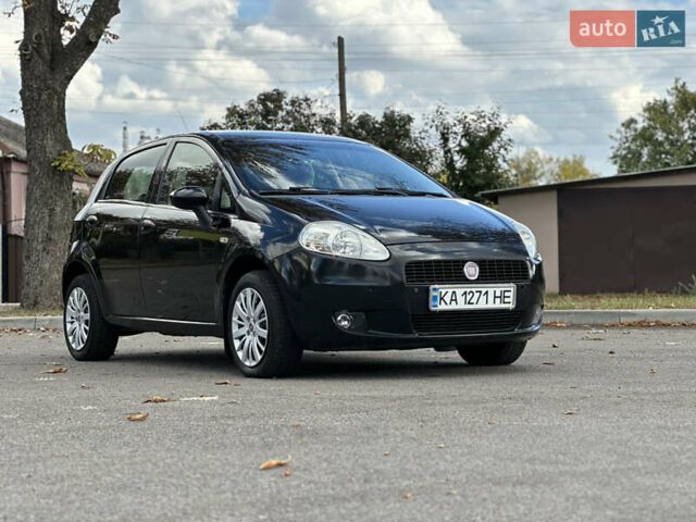 Фиат Гранде Пунто 2008 в Первомайском на Automoto.ua Черный Фиат Гранде Пунто, объемом двигателя 1.4 л и пробегом 156 тыс. км за 5000 $, фото 2 на Automoto.ua
