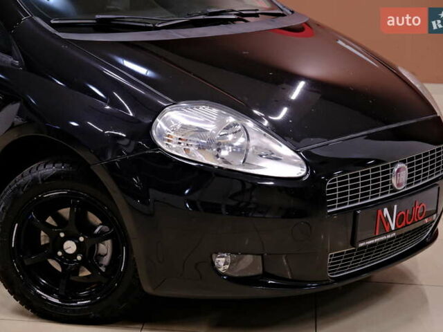 Черный Фиат Гранде Пунто, объемом двигателя 1.4 л и пробегом 189 тыс. км за 4900 $, фото 6 на Automoto.ua