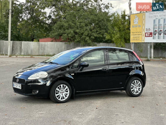 Фиат Гранде Пунто 2008 в Первомайском на Automoto.ua Черный Фиат Гранде Пунто, объемом двигателя 1.4 л и пробегом 156 тыс. км за 5000 $, фото 13 на Automoto.ua