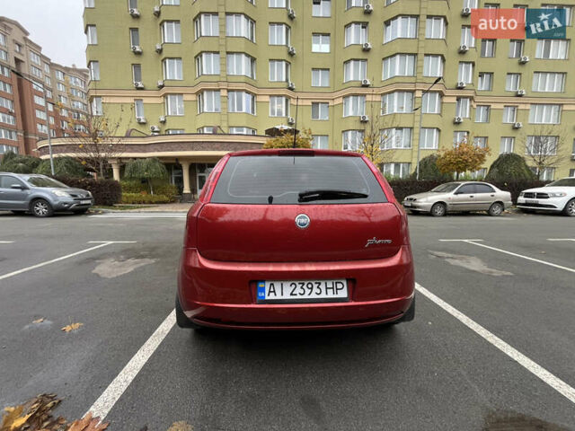 Червоний Фіат Гранде Пунто, об'ємом двигуна 1.37 л та пробігом 308 тис. км за 3900 $, фото 10 на Automoto.ua