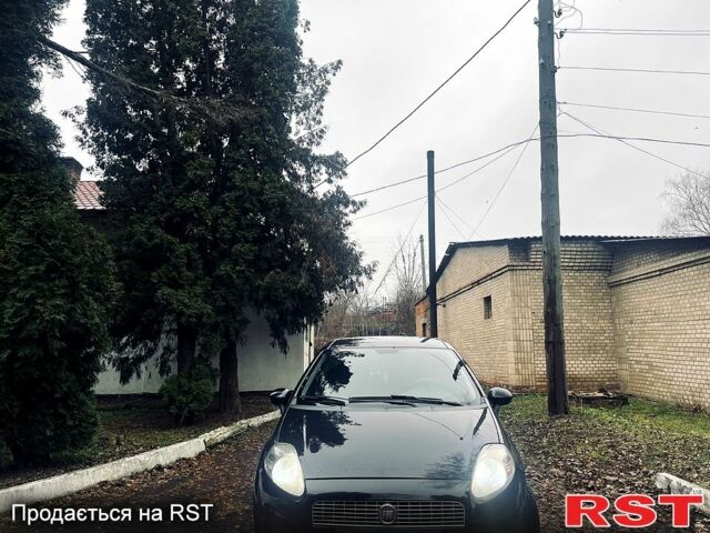 Фиат Гранде Пунто, объемом двигателя 1.4 л и пробегом 194 тыс. км за 4950 $, фото 7 на Automoto.ua