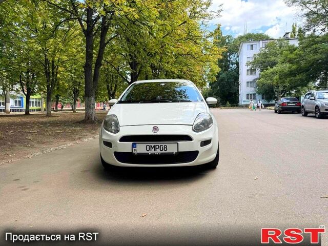 Фиат Гранде Пунто, объемом двигателя 1.4 л и пробегом 168 тыс. км за 5600 $, фото 1 на Automoto.ua