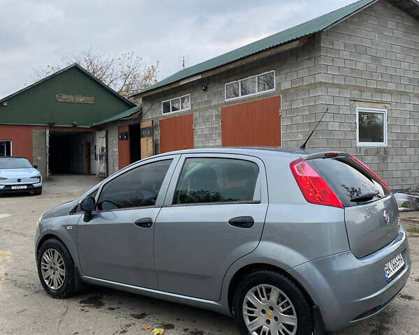Фиат Гранде Пунто 2010 в Березно на Automoto.ua Серый Фиат Гранде Пунто, объемом двигателя 1.37 л и пробегом 134 тыс. км за 4750 $, фото 7 на Automoto.ua