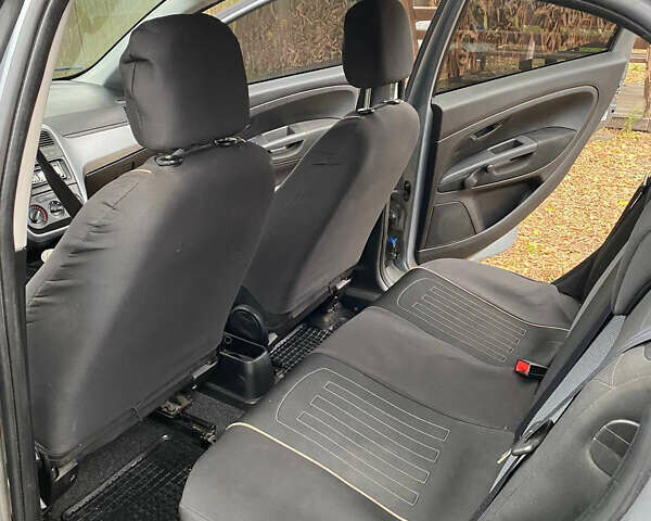 Фиат Гранде Пунто 2010 в Березно на Automoto.ua Серый Фиат Гранде Пунто, объемом двигателя 1.37 л и пробегом 134 тыс. км за 4750 $, фото 15 на Automoto.ua