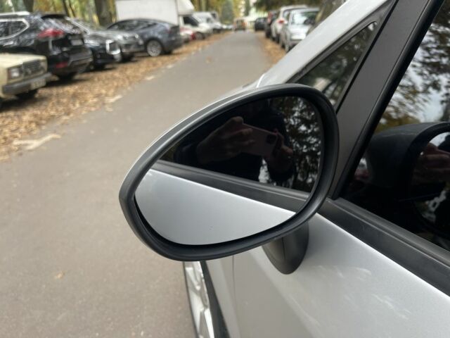 Фіат Гранде Пунто 2012 у Вінниці на Automoto.ua Сірий Фіат Гранде Пунто, об'ємом двигуна 1.4 л та пробігом 219 тис. км за 5699 $, фото 12 на Automoto.ua