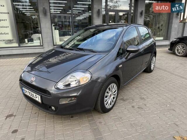 Фиат Гранде Пунто 2013 в Одессе на Automoto.ua Серый Фиат Гранде Пунто, объемом двигателя 1.37 л и пробегом 108 тыс. км за 6300 $, фото 8 на Automoto.ua
