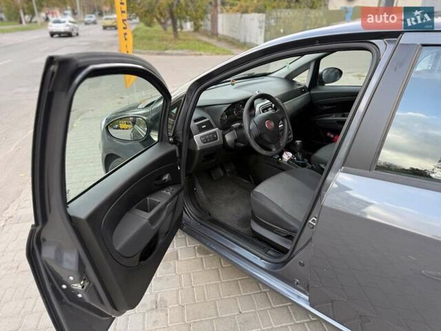Фиат Гранде Пунто 2013 в Одессе на Automoto.ua Серый Фиат Гранде Пунто, объемом двигателя 1.37 л и пробегом 108 тыс. км за 6300 $, фото 17 на Automoto.ua