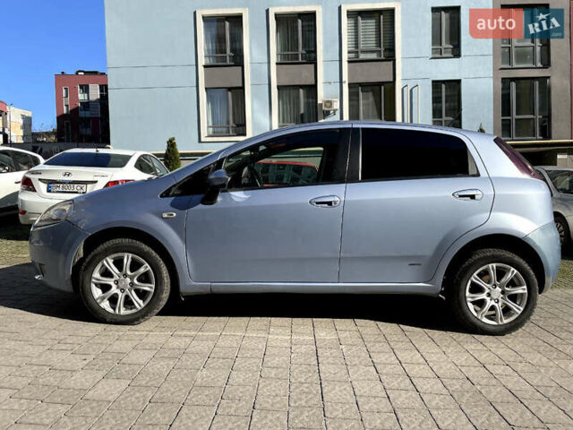 Синий Фиат Гранде Пунто, объемом двигателя 1.37 л и пробегом 320 тыс. км за 3000 $, фото 3 на Automoto.ua