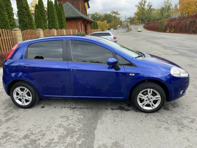 Фіат Гранде Пунто 2007 у Дніпро (Дніпропетровську) на Automoto.ua Синій Фіат Гранде Пунто, об'ємом двигуна 1.4 л та пробігом 161 тис. км за 4400 $, фото 2 на Automoto.ua