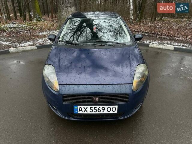 Синій Фіат Гранде Пунто, об'ємом двигуна 1.37 л та пробігом 300 тис. км за 3700 $, фото 8 на Automoto.ua
