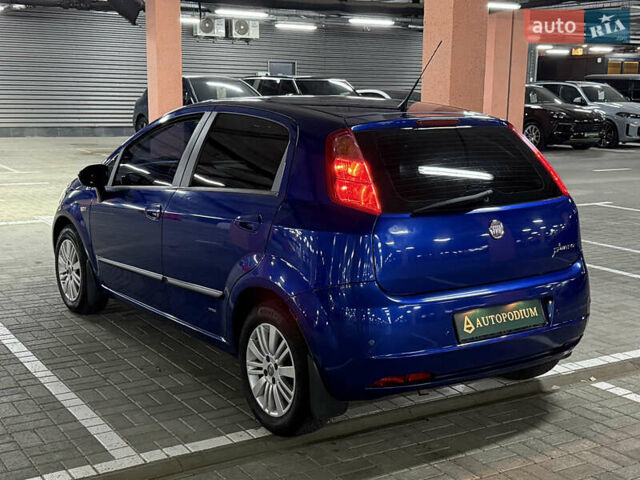 Синій Фіат Гранде Пунто, об'ємом двигуна 1.37 л та пробігом 159 тис. км за 4300 $, фото 4 на Automoto.ua