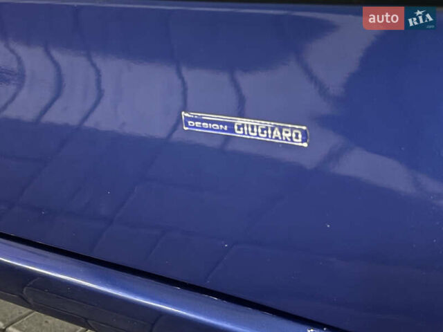 Синій Фіат Гранде Пунто, об'ємом двигуна 1.37 л та пробігом 159 тис. км за 4300 $, фото 7 на Automoto.ua