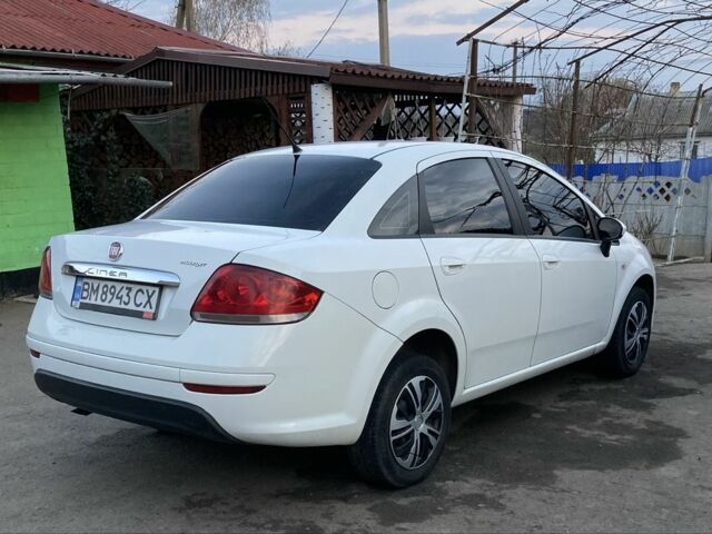 Белый Фиат Линеа, объемом двигателя 1.2 л и пробегом 130 тыс. км за 3500 $, фото 3 на Automoto.ua