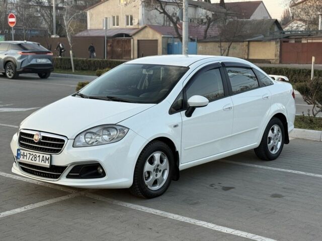 Білий Фіат Лінеа, об'ємом двигуна 1.2 л та пробігом 133 тис. км за 4700 $, фото 1 на Automoto.ua