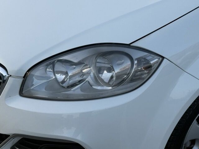 Білий Фіат Лінеа, об'ємом двигуна 1.2 л та пробігом 133 тис. км за 4700 $, фото 3 на Automoto.ua