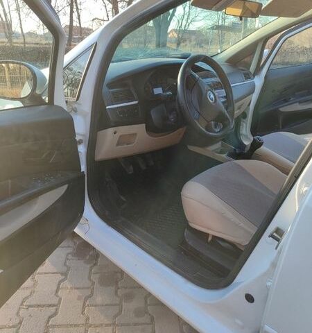 Білий Фіат Лінеа, об'ємом двигуна 1.37 л та пробігом 175 тис. км за 4250 $, фото 17 на Automoto.ua