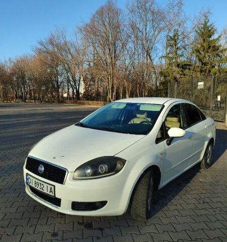 Білий Фіат Лінеа, об'ємом двигуна 1.37 л та пробігом 175 тис. км за 4250 $, фото 1 на Automoto.ua