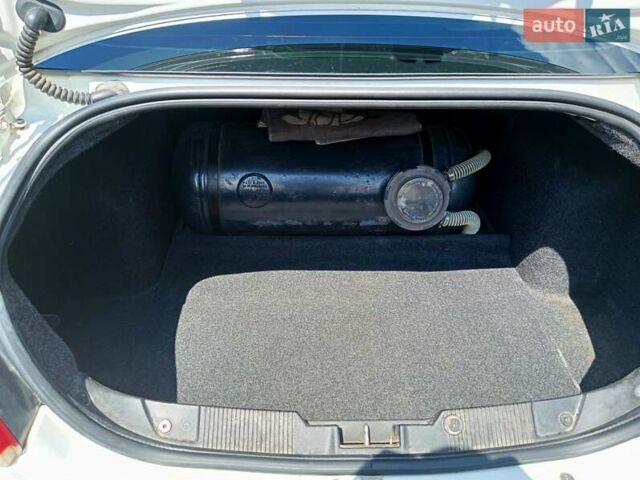 Белый Фиат Линеа, объемом двигателя 1.37 л и пробегом 255 тыс. км за 4700 $, фото 11 на Automoto.ua