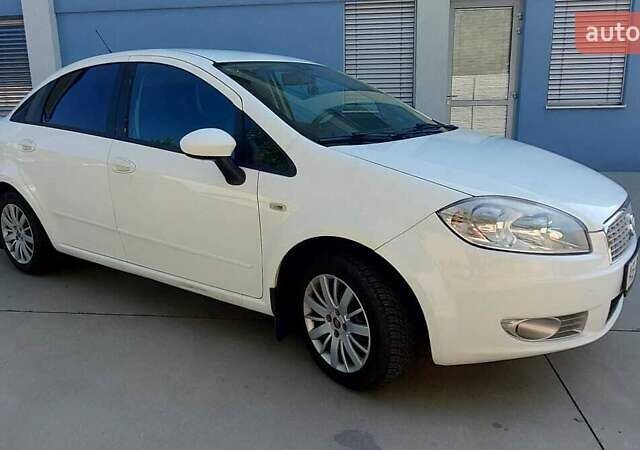 Білий Фіат Лінеа, об'ємом двигуна 1.25 л та пробігом 159 тис. км за 4800 $, фото 19 на Automoto.ua