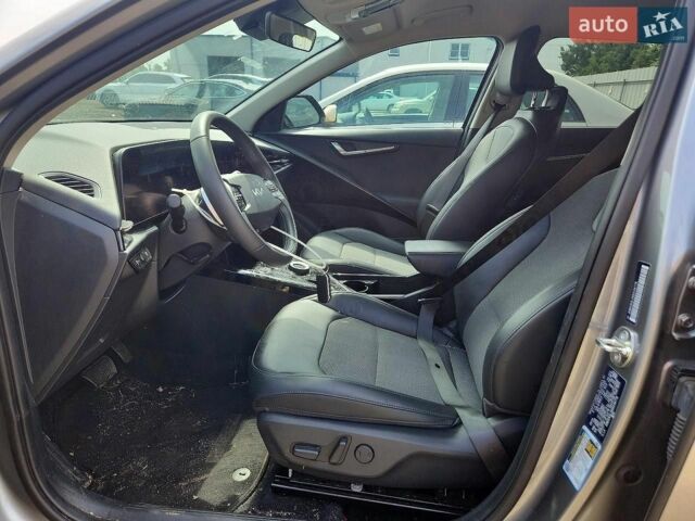Белый Фиат Линеа, объемом двигателя 1.3 л и пробегом 172 тыс. км за 5200 $, фото 31 на Automoto.ua