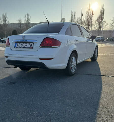 Белый Фиат Линеа, объемом двигателя 1.25 л и пробегом 362 тыс. км за 6500 $, фото 7 на Automoto.ua